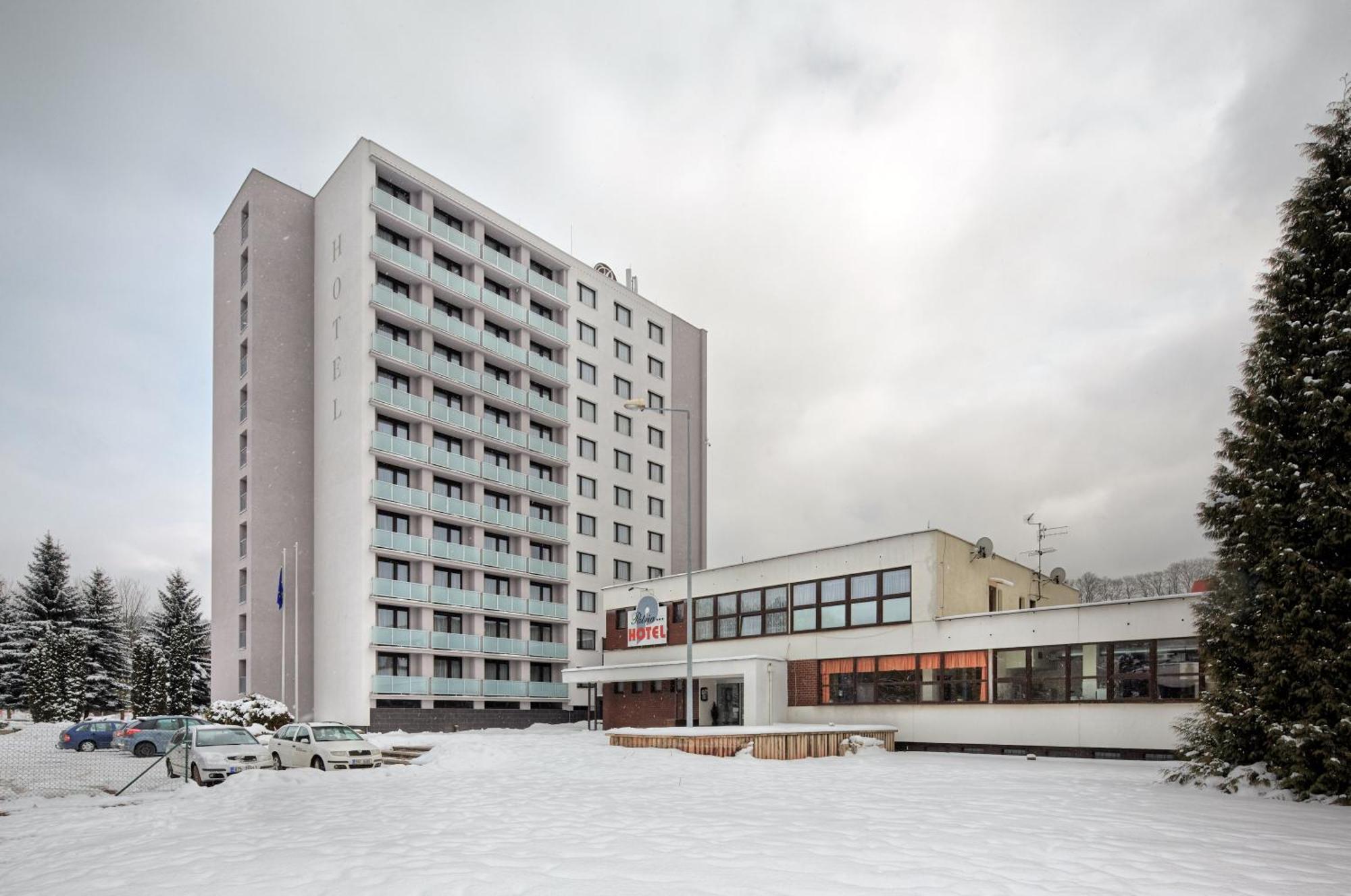 Patria Hotel Trutnov Kültér fotó