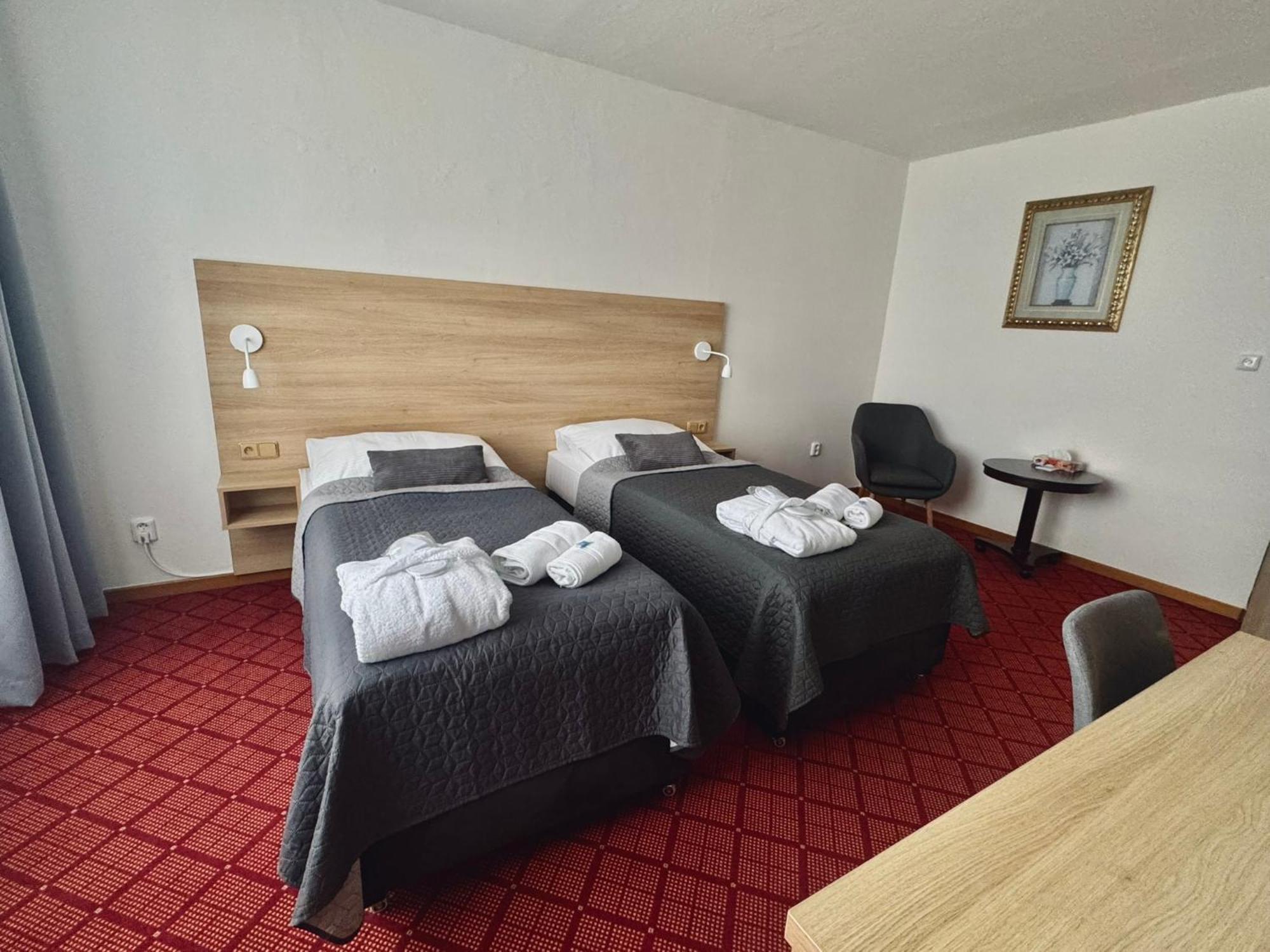 Patria Hotel Trutnov Kültér fotó