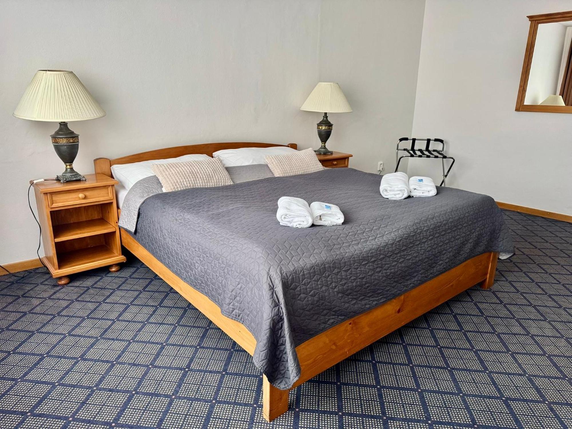 Patria Hotel Trutnov Kültér fotó