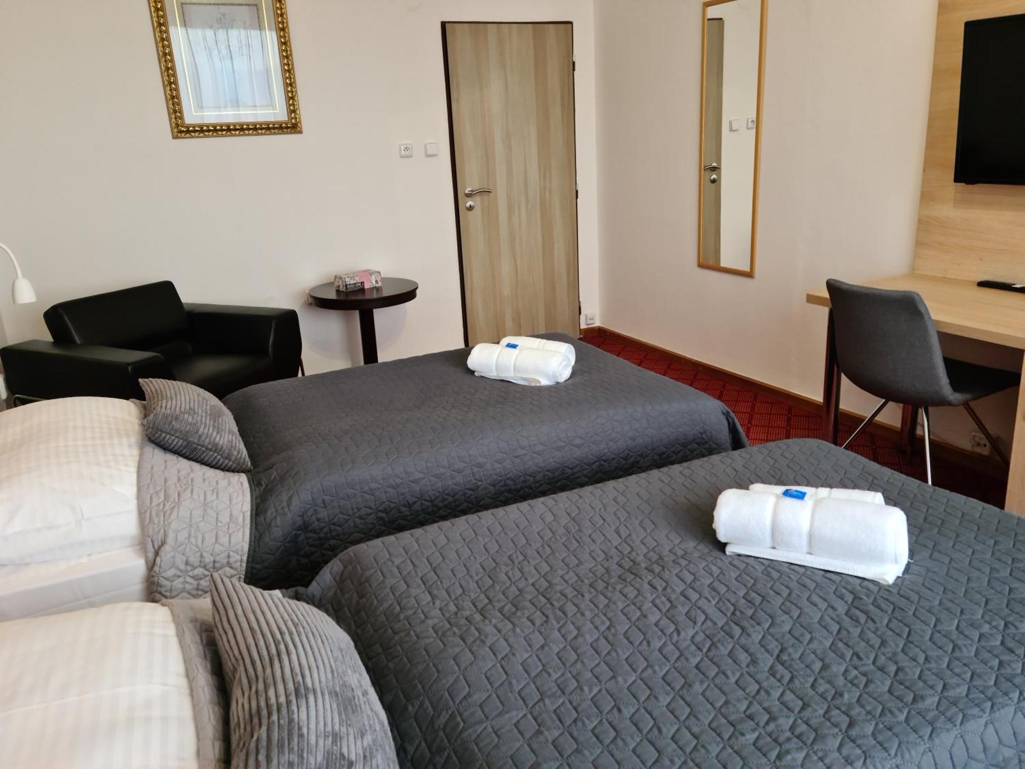 Patria Hotel Trutnov Kültér fotó
