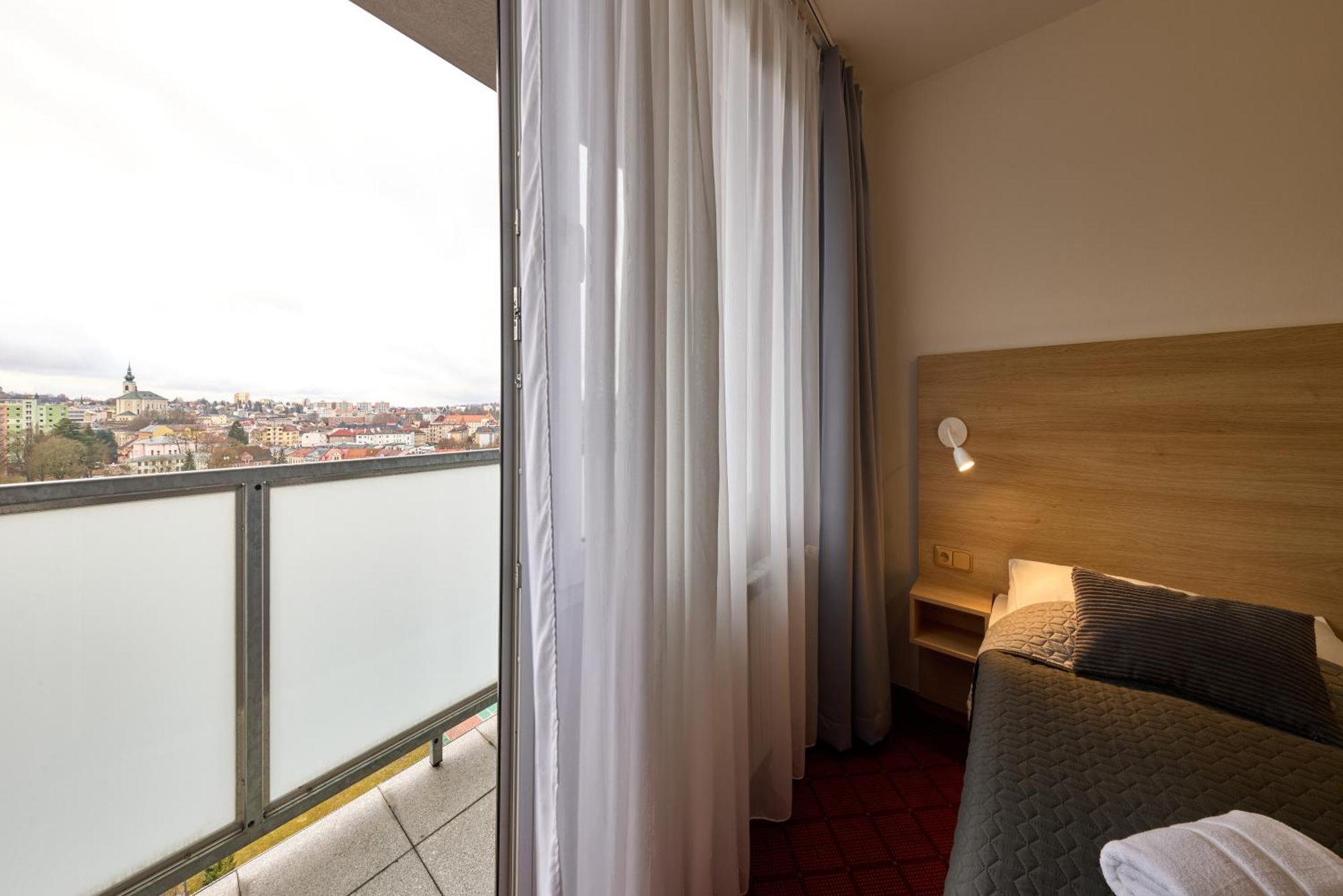 Patria Hotel Trutnov Kültér fotó