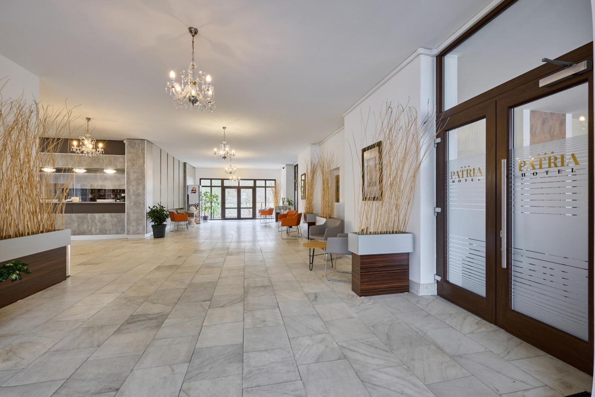 Patria Hotel Trutnov Kültér fotó